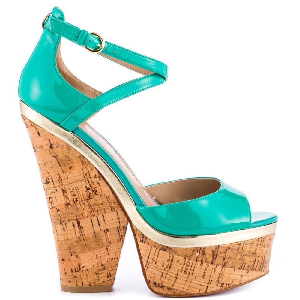 Paris Hilton shoes 7.5